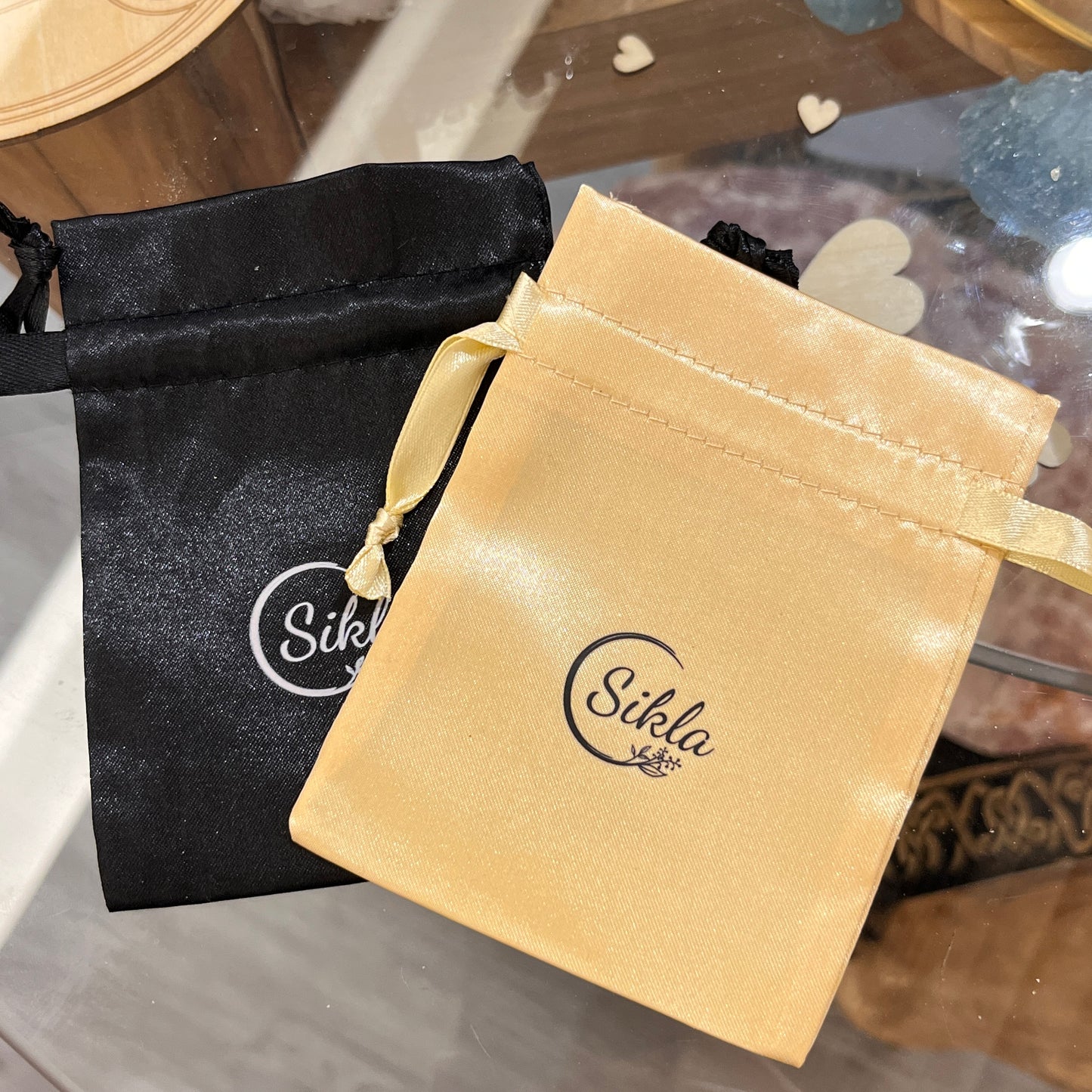 Indian Blue Light Labradorite Palm Stone