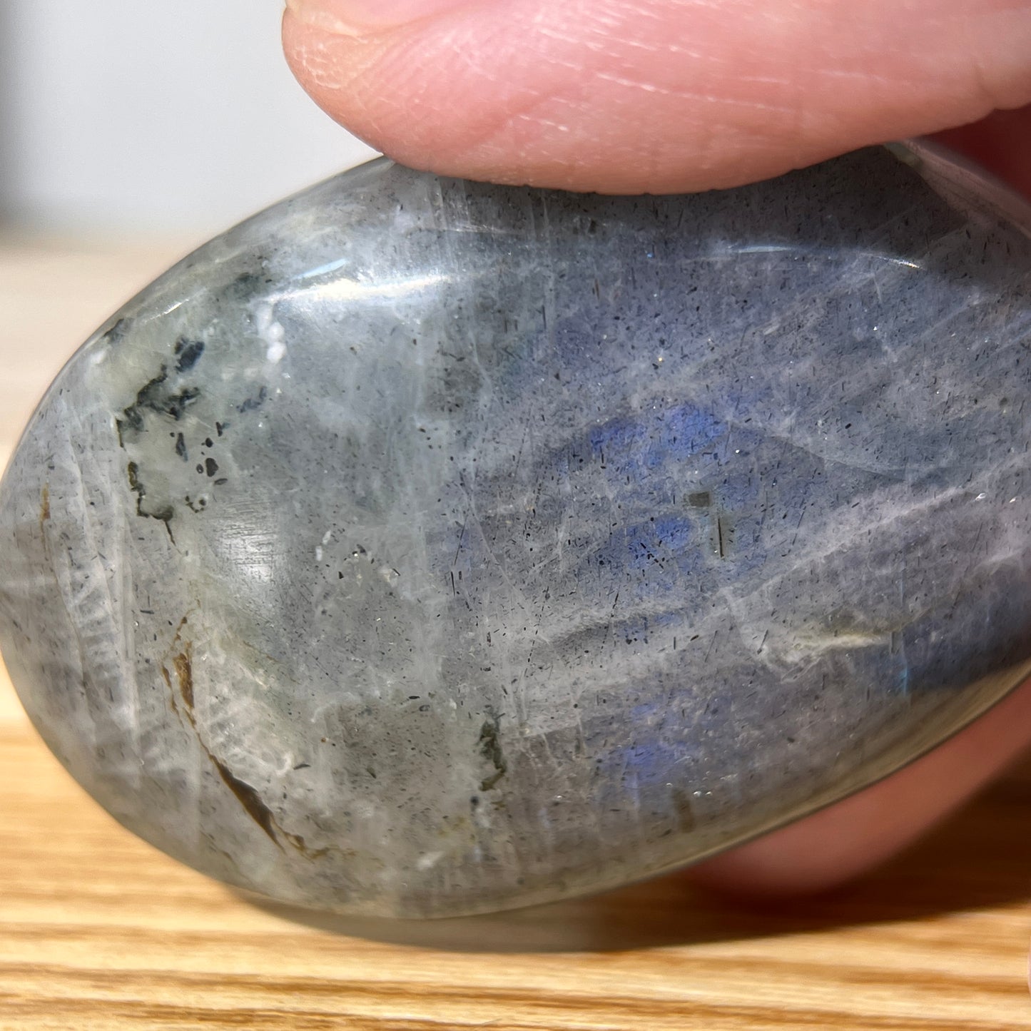 Purple Light Labradorite Palm Stone - Unleash Your Potential